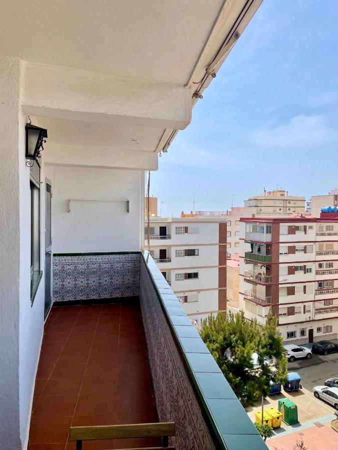 El Barquito De Mateo Apartment Torre Del Mar Luaran gambar