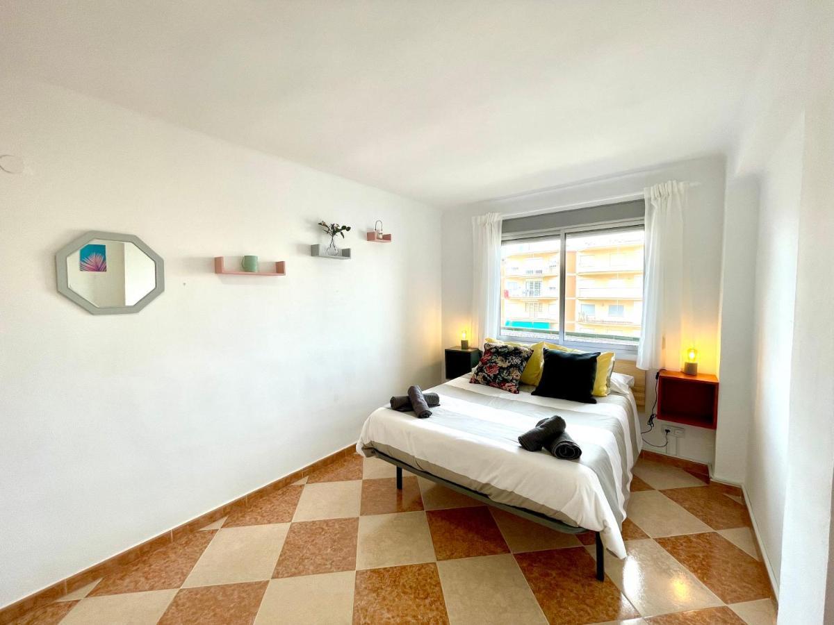 El Barquito De Mateo Apartment Torre Del Mar Luaran gambar