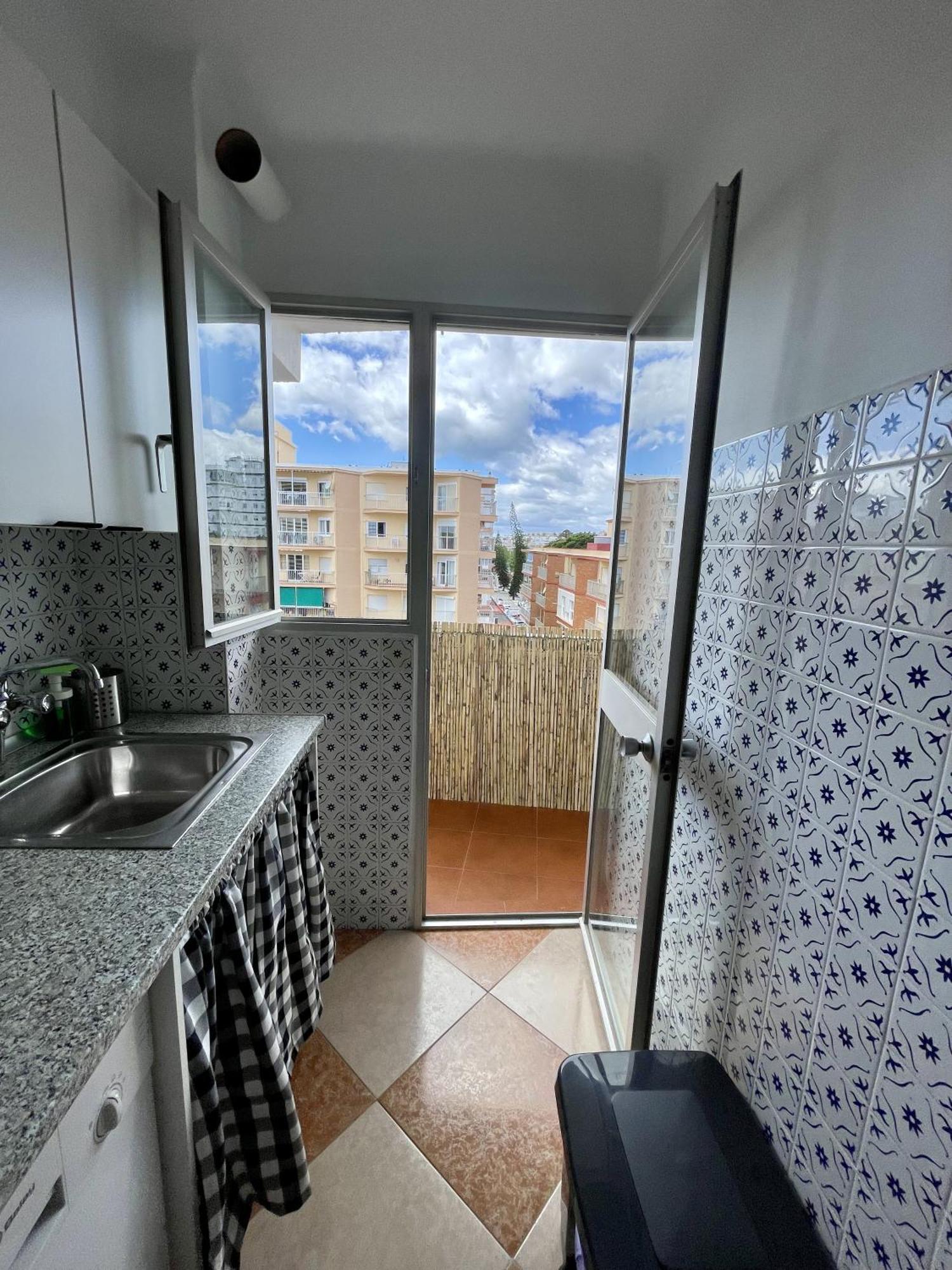 El Barquito De Mateo Apartment Torre Del Mar Luaran gambar